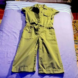 Girls Gap utility, belted jumpsuit size small in army green